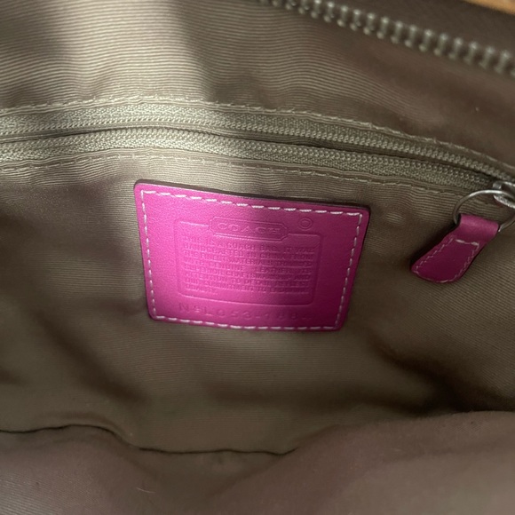 COACH pastel stripe Soho purse - Picture 4 of 10